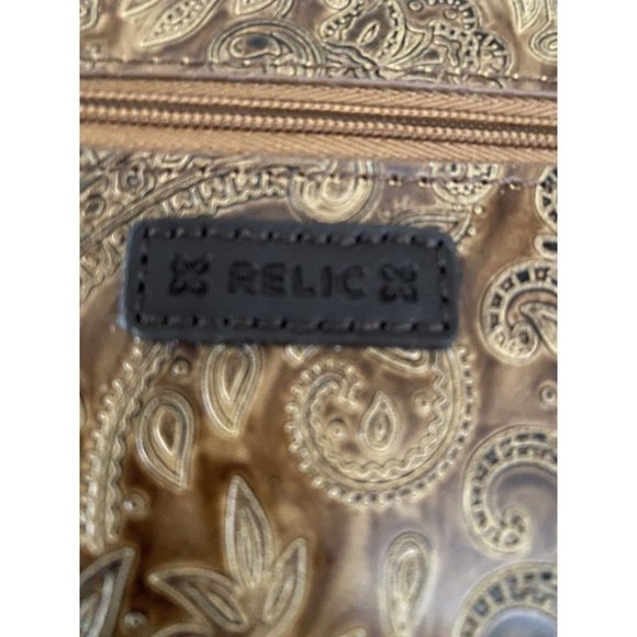 Relic Brown Faux/Vegan Leather Trifold Wallet 4.5 X 6” Excellent Condition! - Picture 3 of 9